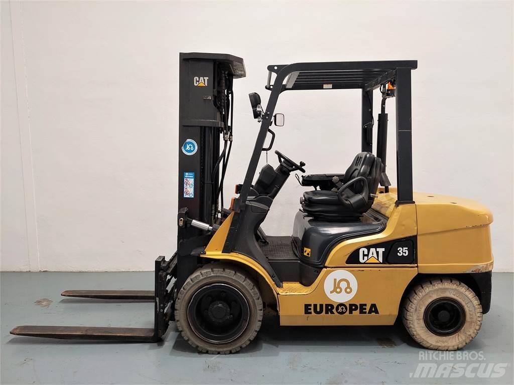 CAT DP35NTD Dyzeliniai krautuvai