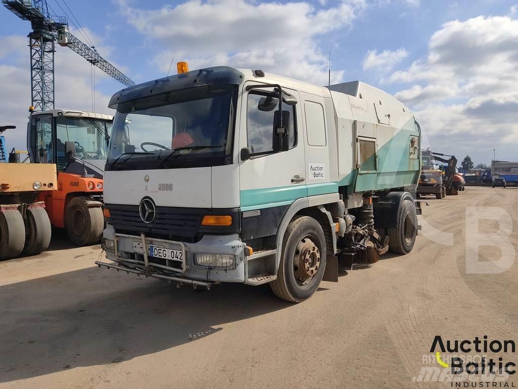 Mercedes-Benz 1517 Šlavimo technika