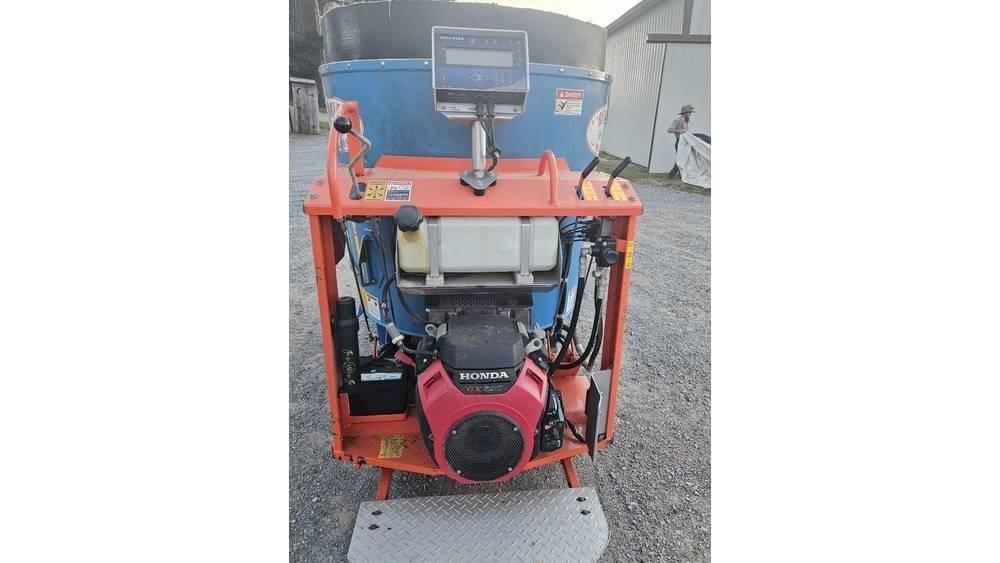  Rissler Mixer V975 Melžimo įranga