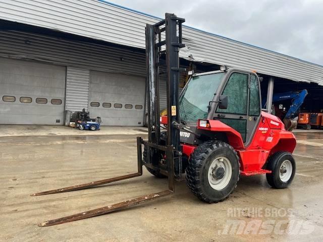 Manitou M 30.2 Visureigiai krautuvai