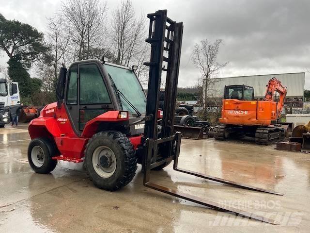 Manitou M 30.2 Visureigiai krautuvai