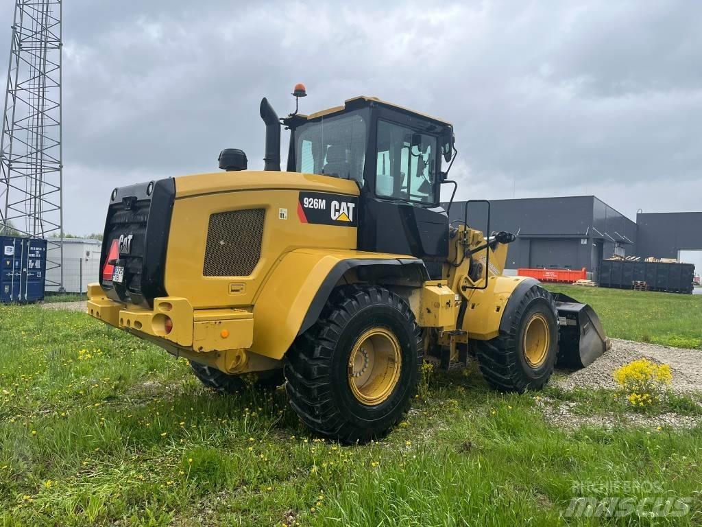 CAT 926M Naudoti ratiniai krautuvai