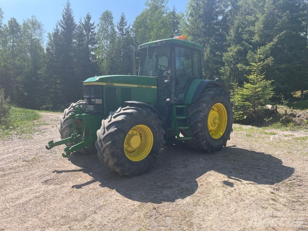 John Deere 7710 Traktoriai