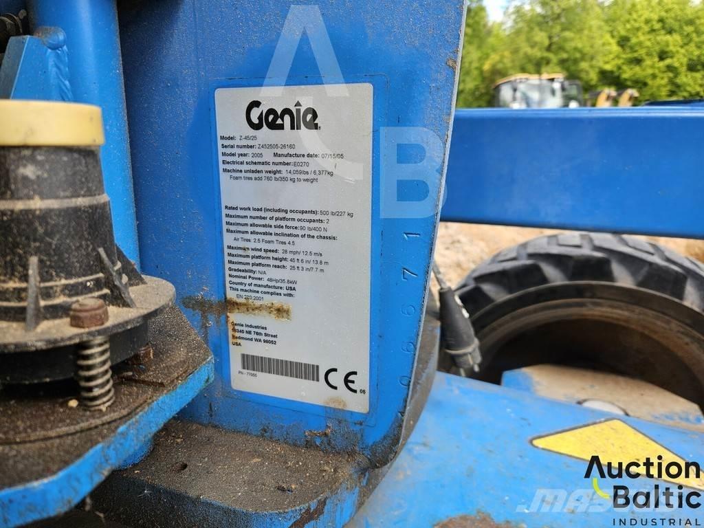 Genie Z 45/25 Alkūniniai keltuvai