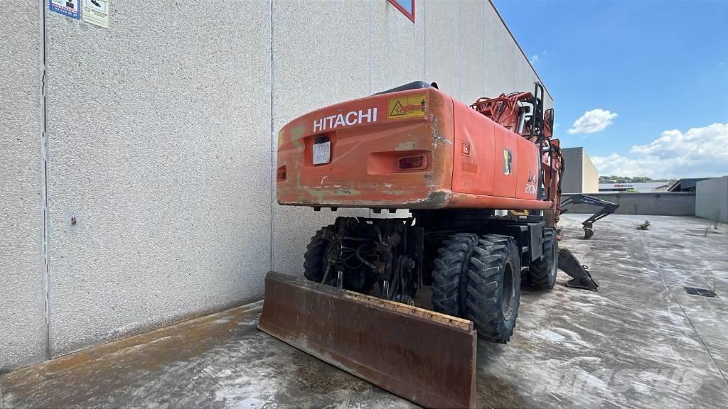 Hitachi ZX 210 W Ratiniai ekskavatoriai