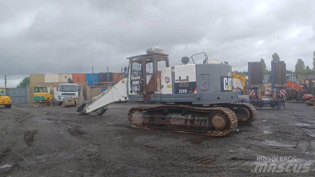 CAT 328 D L Vikšriniai ekskavatoriai