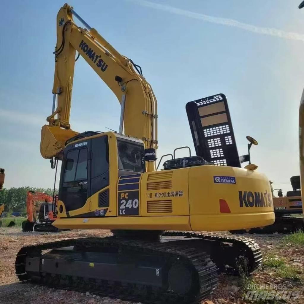Komatsu 240LC-8 Vikšriniai ekskavatoriai