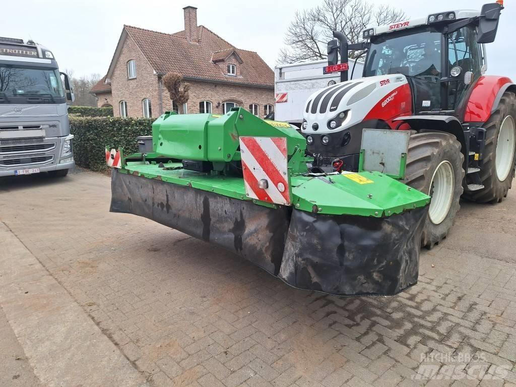 John Deere 131 Formuojančios žoliapjovės