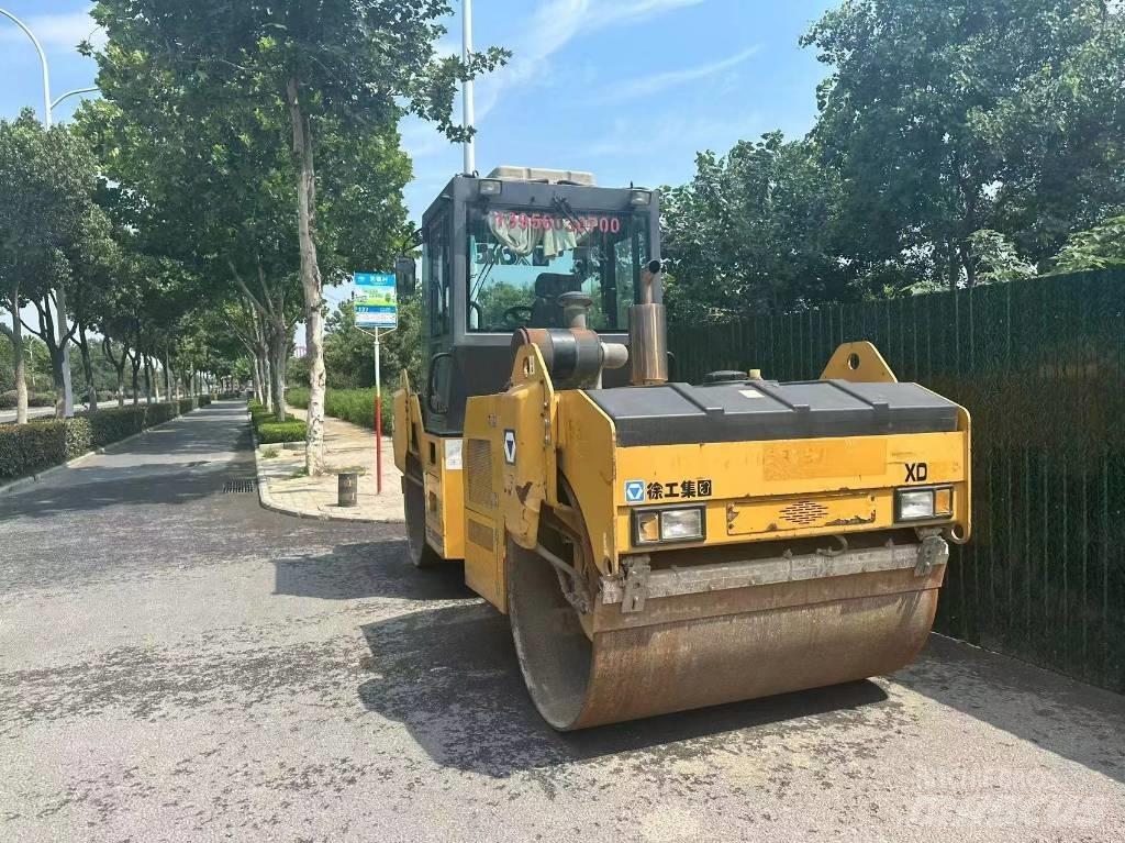 XCMG XD 82 Gruntiniai volai
