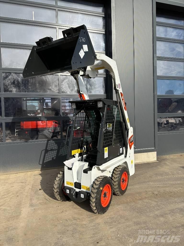 Bobcat S 70 Krautuvai su šoniniu pasukimu