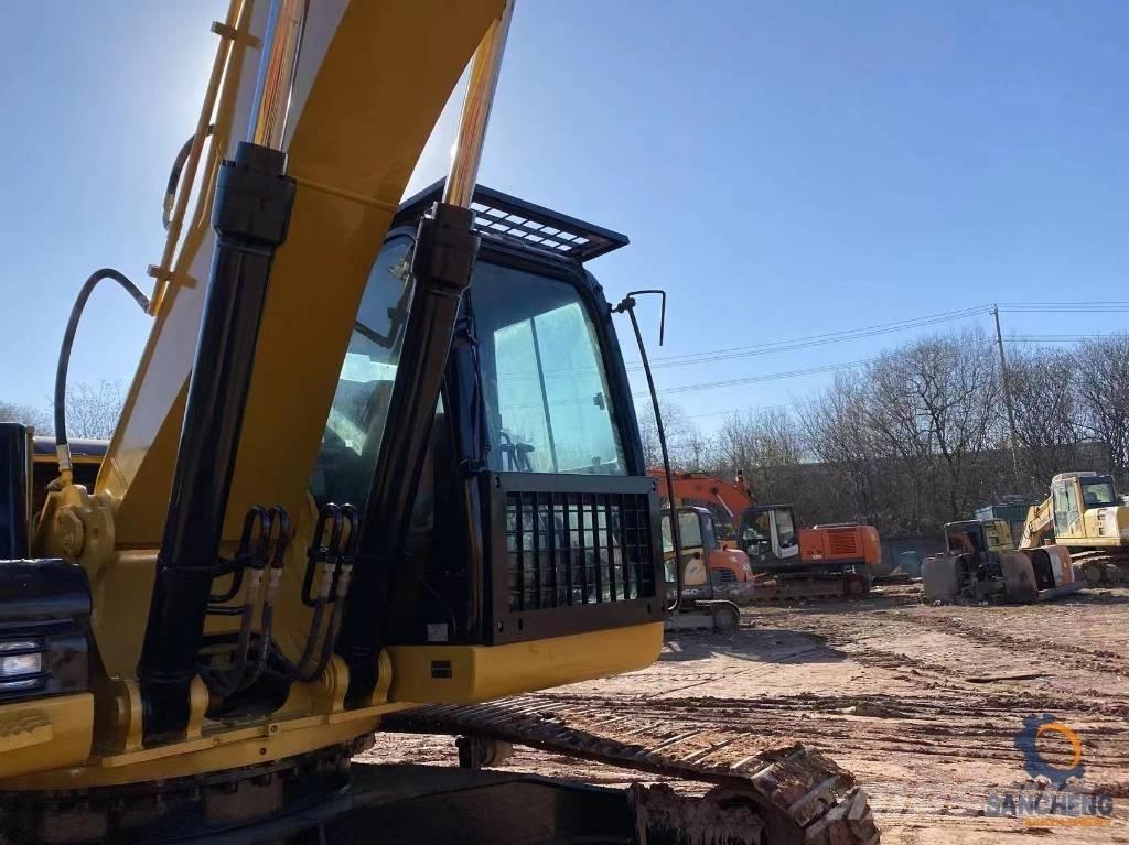 CAT 325D Vikšriniai ekskavatoriai