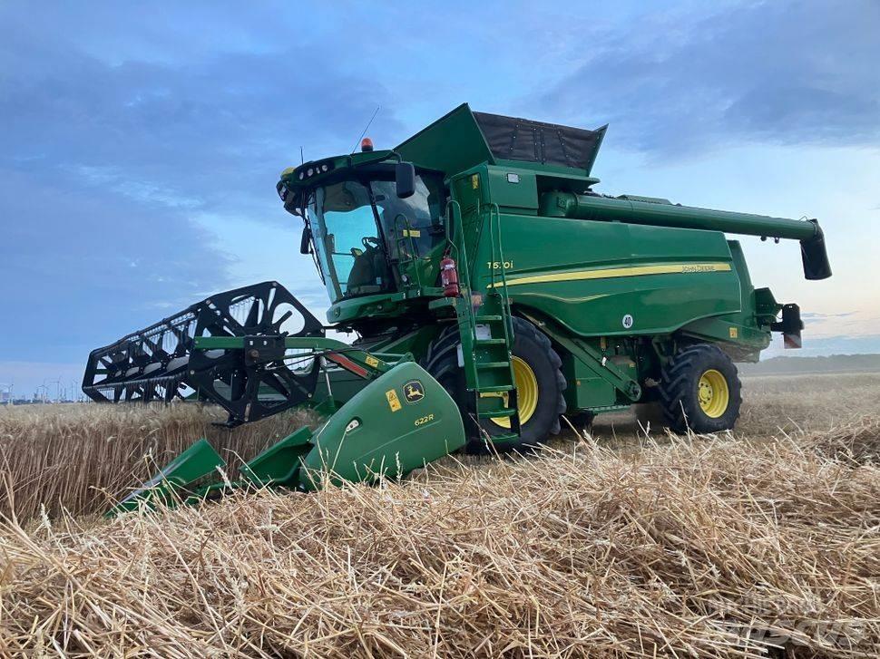 John Deere T 670 i Derliaus nuėmimo kombainai