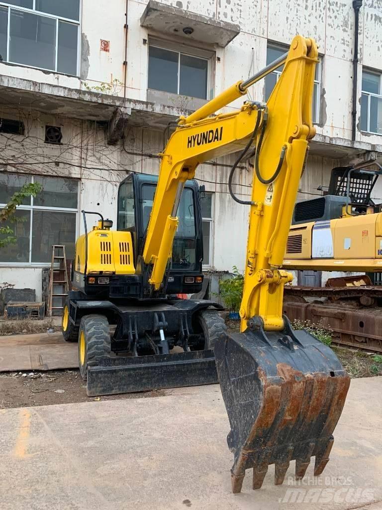 Hyundai Robex 60 W-7 Ratiniai ekskavatoriai