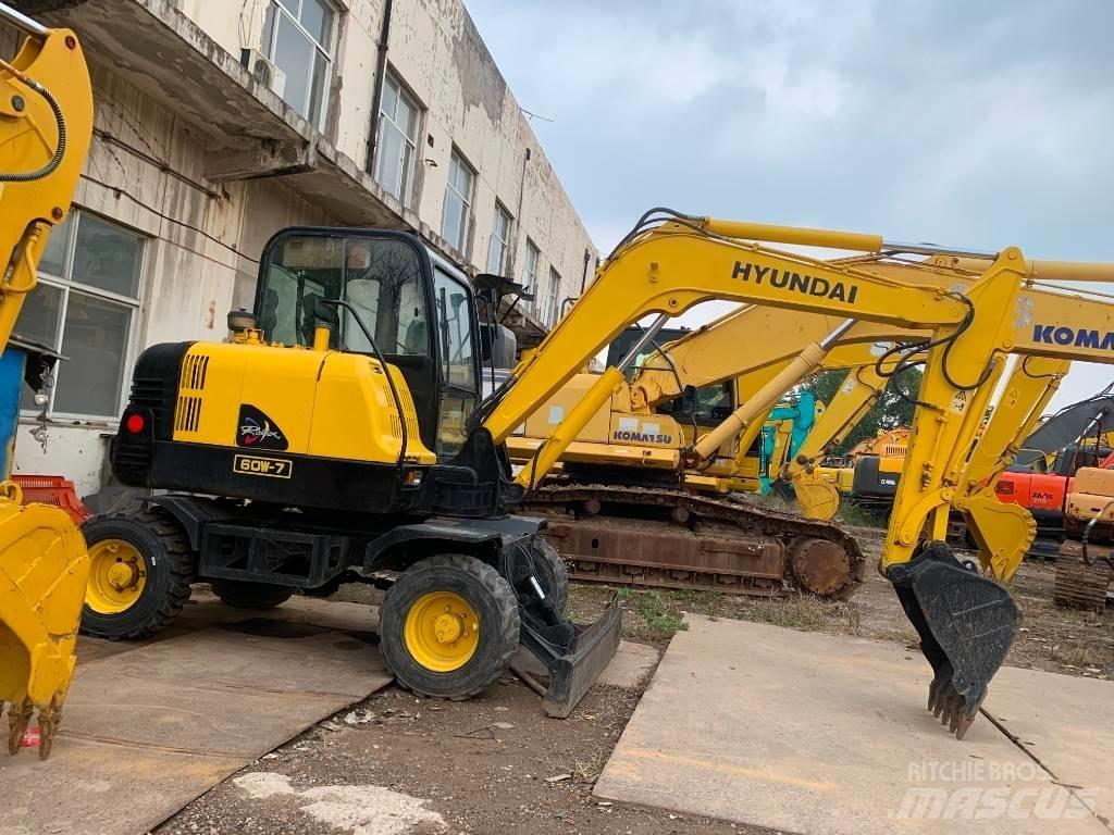 Hyundai Robex 60 W-7 Ratiniai ekskavatoriai