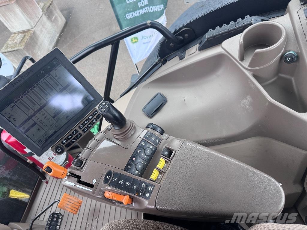 John Deere 6215 R Traktoriai