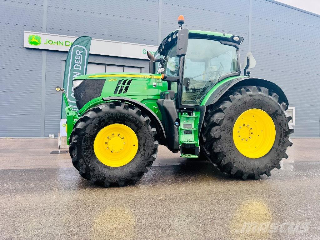 John Deere 6215 R Traktoriai