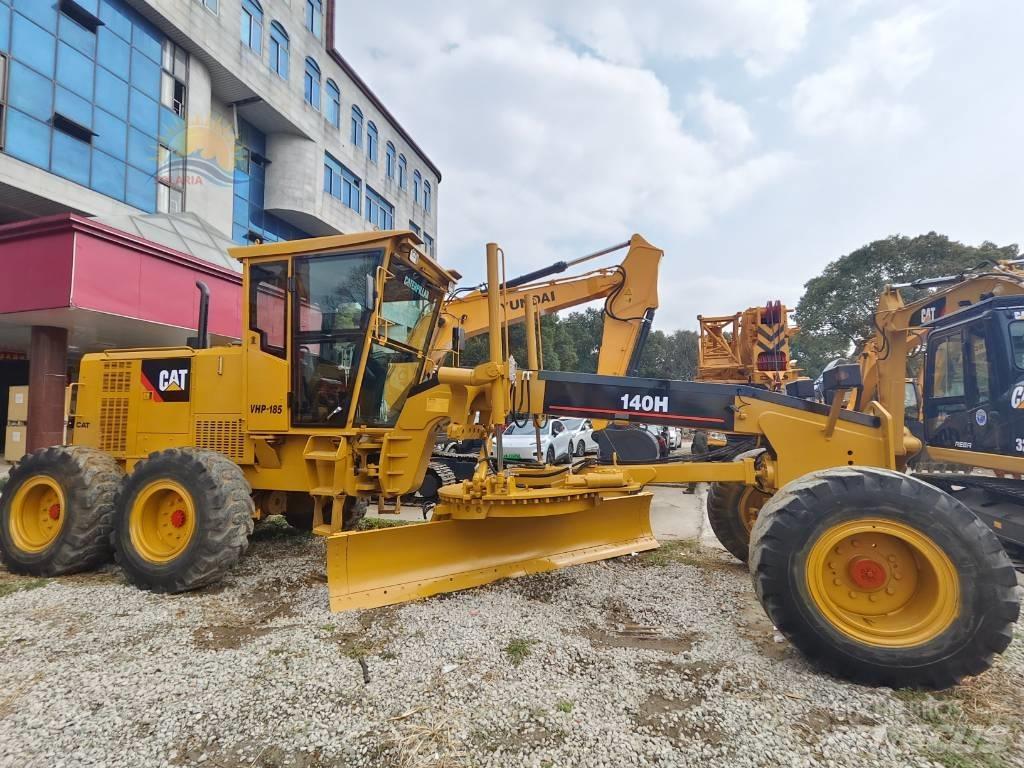 CAT 140 H Greideriai