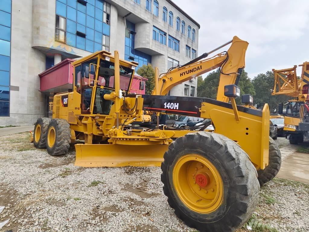 CAT 140 H Greideriai
