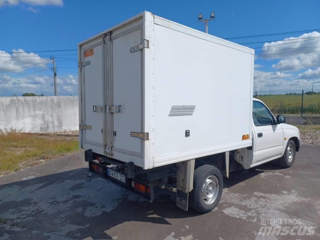 Toyota Hilux Pikapai / Bortiniai sunkvežimiai