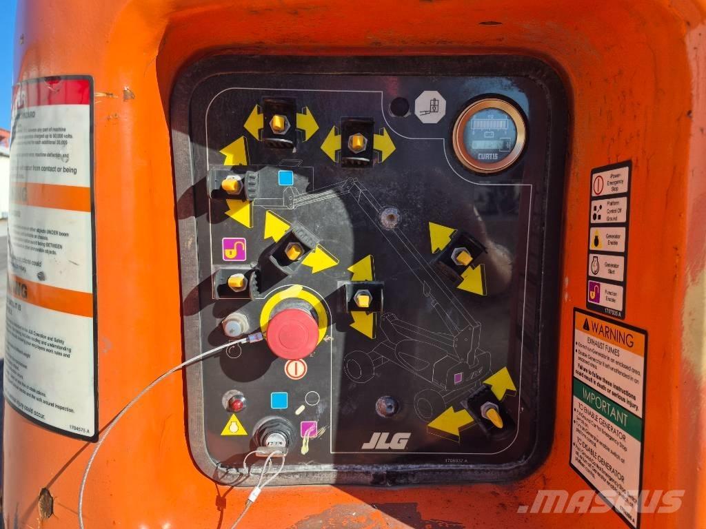 JLG M 600 JP Alkūniniai keltuvai