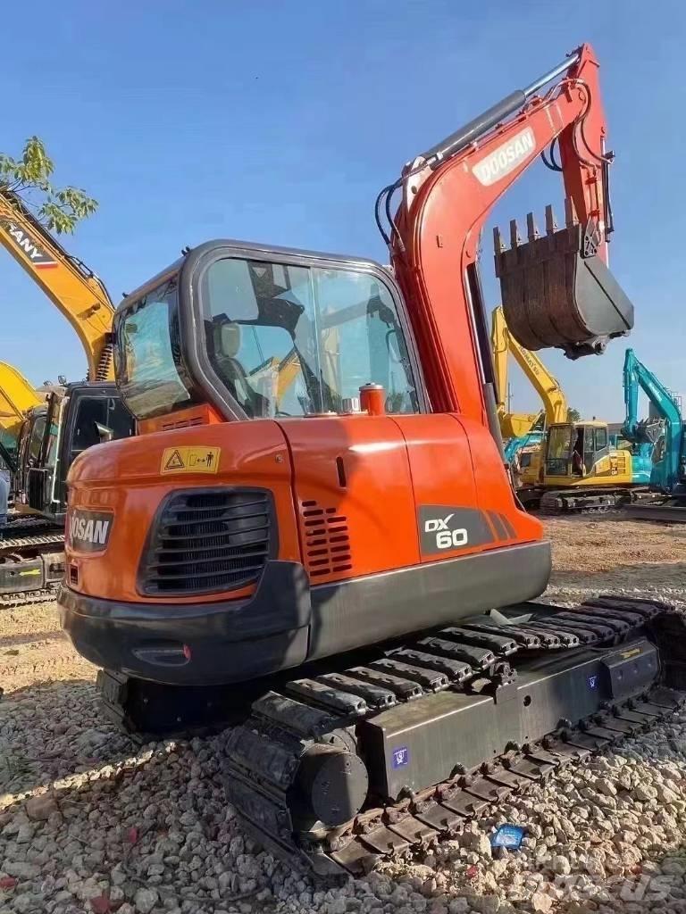 Doosan DX 60-9 Mini ekskavatoriai < 7 t