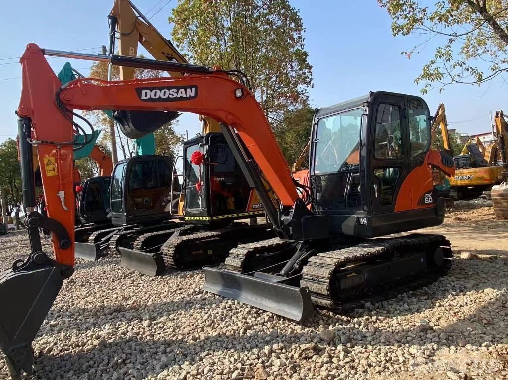Doosan DX 60-9 Mini ekskavatoriai < 7 t