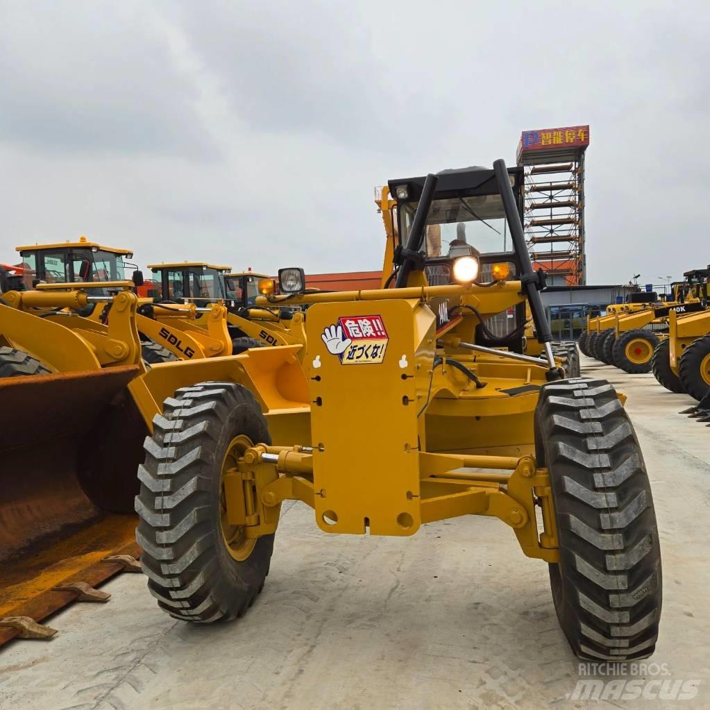 CAT 140 H Greideriai