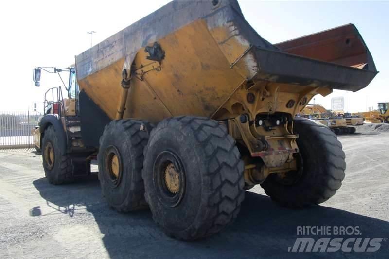 Bell B40E Karjeriniai savivarčiai
