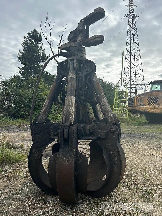 Liebherr 30t Griebtuvai