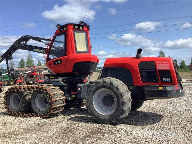 Komatsu 911 Miško technika (Harvesteriai)