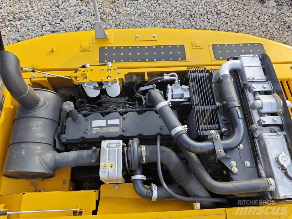 Komatsu PC 200 Vikšriniai ekskavatoriai