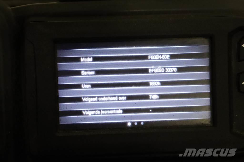 Mitsubishi FB30N Elektriniai šakiniai krautuvai