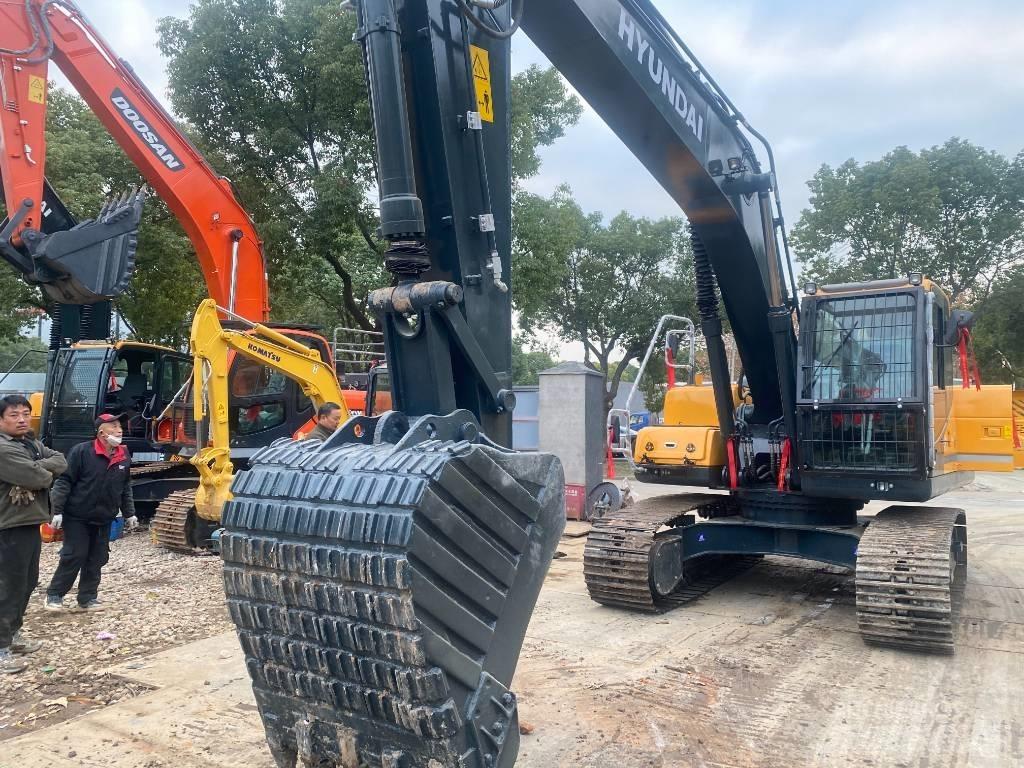 Hyundai R220LC-9S Vikšriniai ekskavatoriai