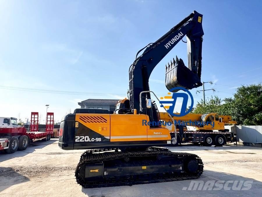 Hyundai R220LC-9S Vikšriniai ekskavatoriai