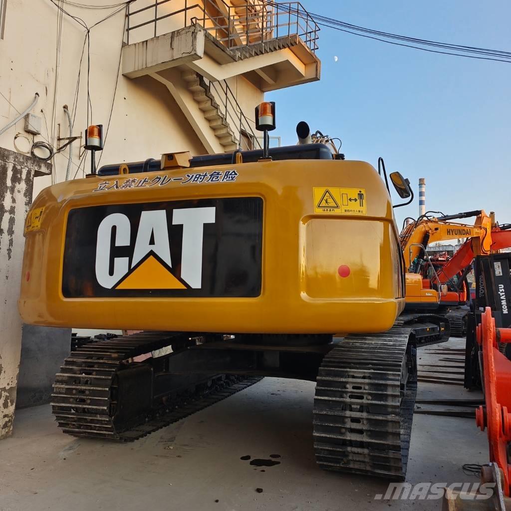 CAT 330 D 2 L Vikšriniai ekskavatoriai