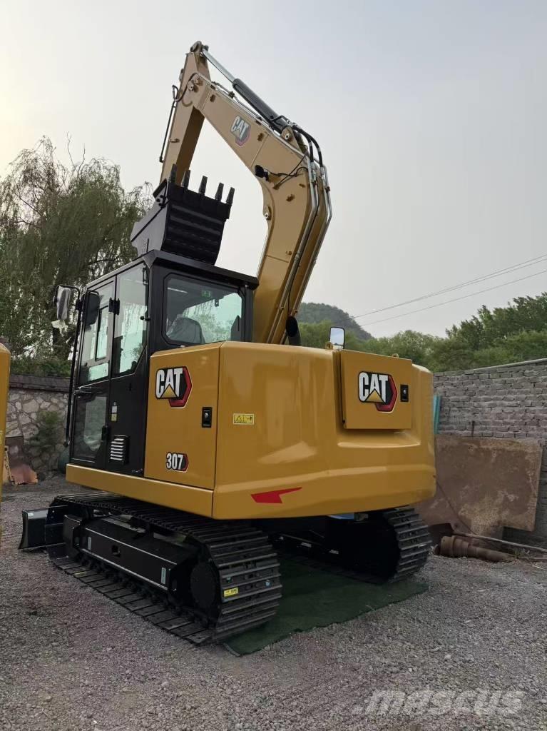 CAT 307 Vikšriniai ekskavatoriai