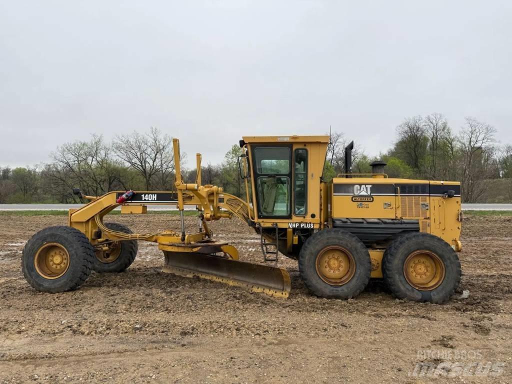 CAT 140H Greideriai