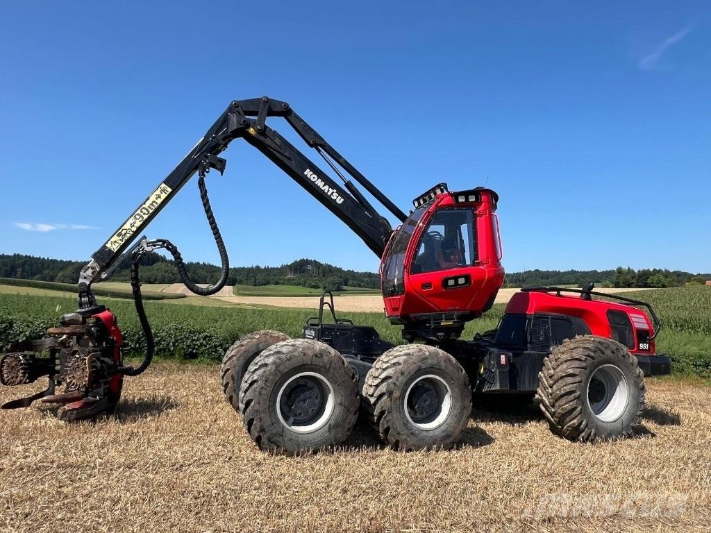 Komatsu 951 Miško technika (Harvesteriai)