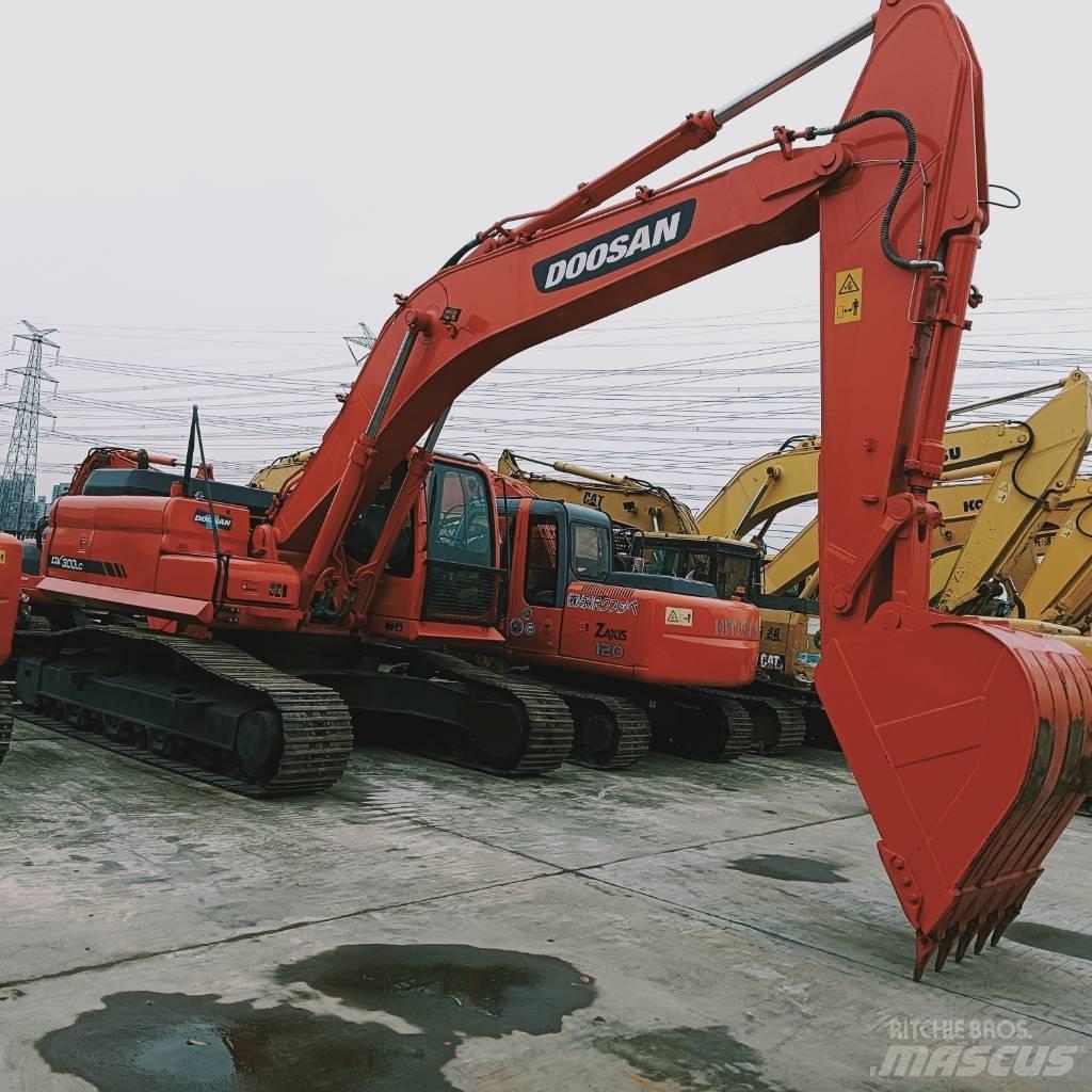Doosan DX 300 LC Vikšriniai ekskavatoriai