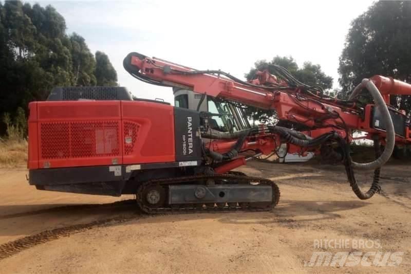 Sandvik DP1500i Žemės paviršiaus gręžimo technika