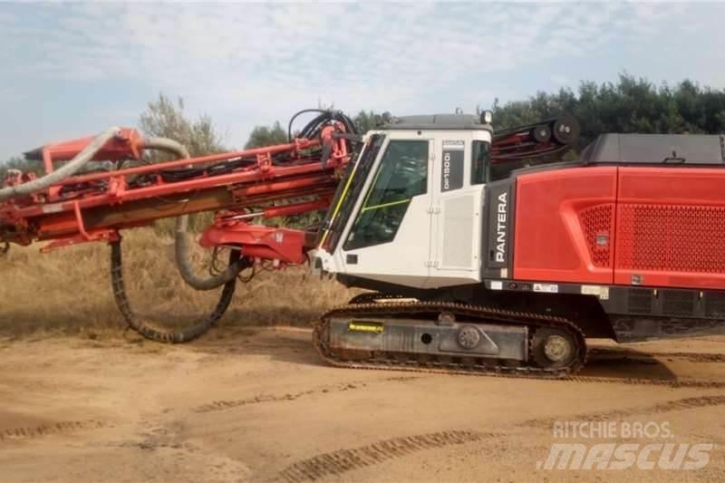Sandvik DP1500i Žemės paviršiaus gręžimo technika