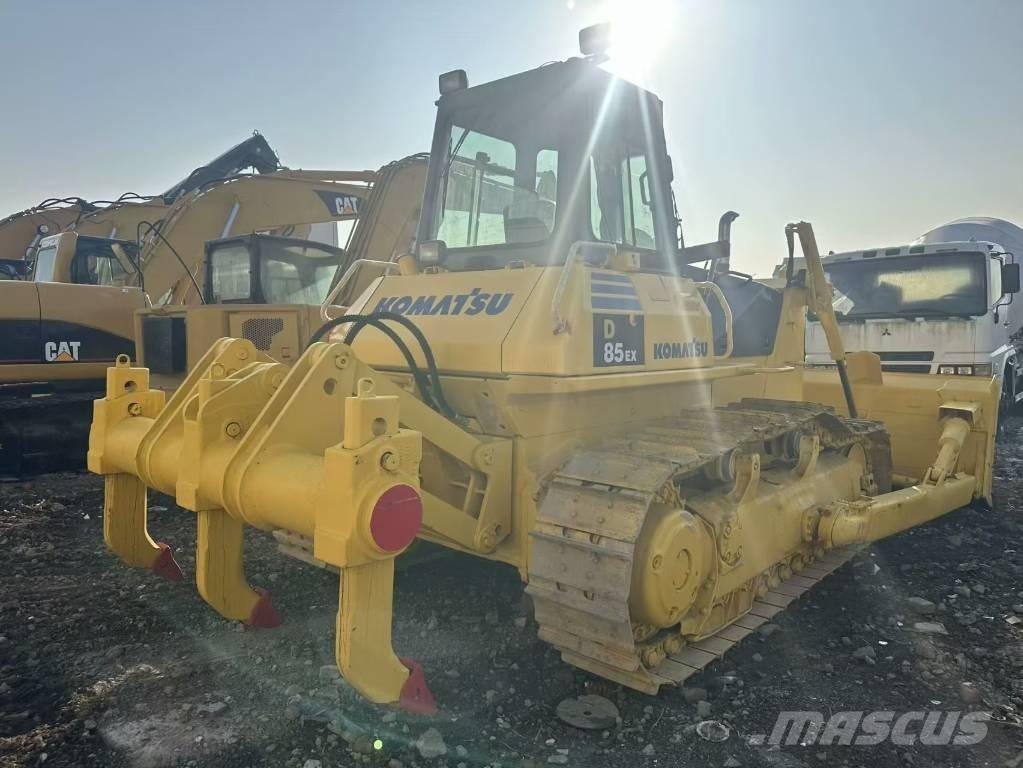 Komatsu D 85 E Vikšriniai buldozeriai