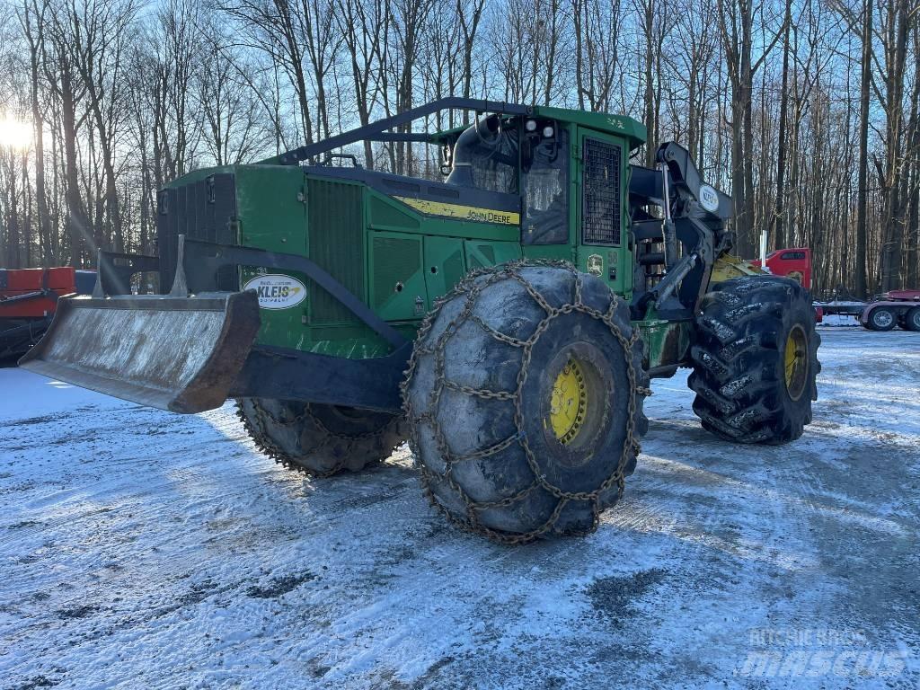 John Deere 948L Skiedrovežiai