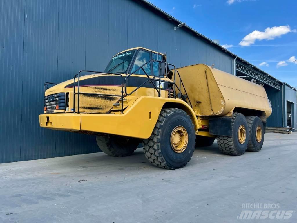 CAT 740 WATER TRUCK Vandens sunkvežimiai