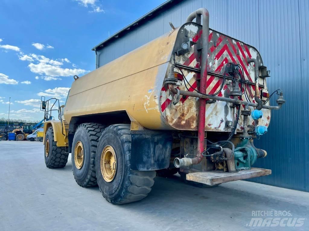 CAT 740 WATER TRUCK Vandens sunkvežimiai