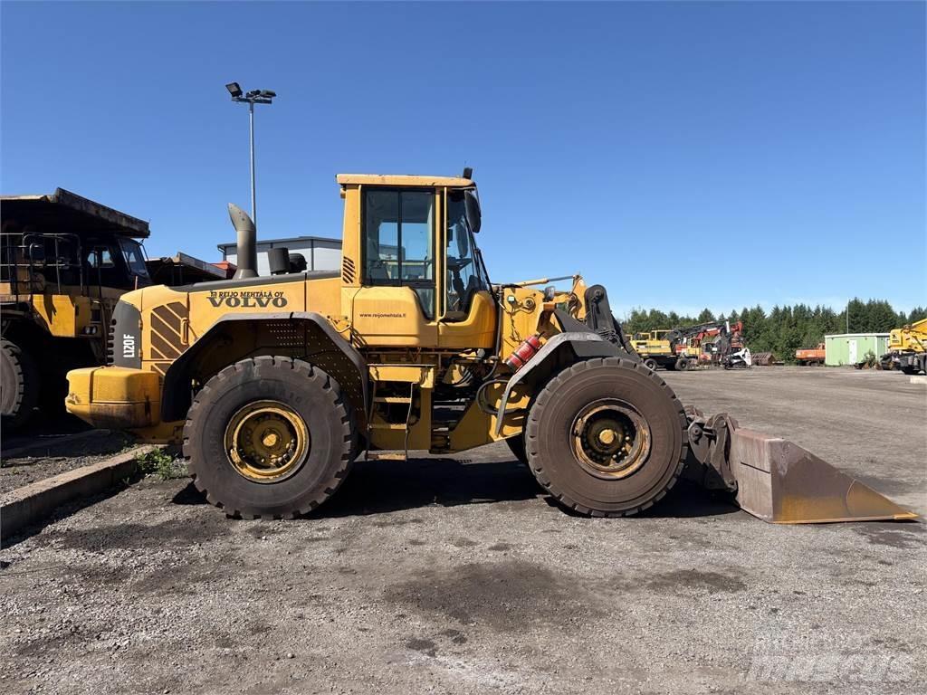 Volvo L120F Naudoti ratiniai krautuvai