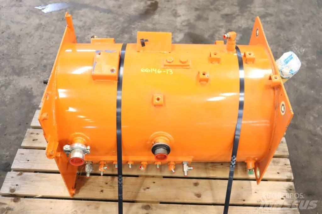 Hitachi 130 Vikšriniai ekskavatoriai