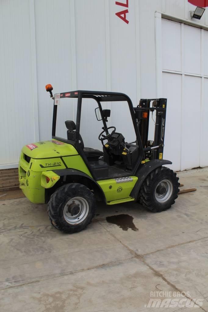 Agrimac TH210 Teleskopiniai krautuvai