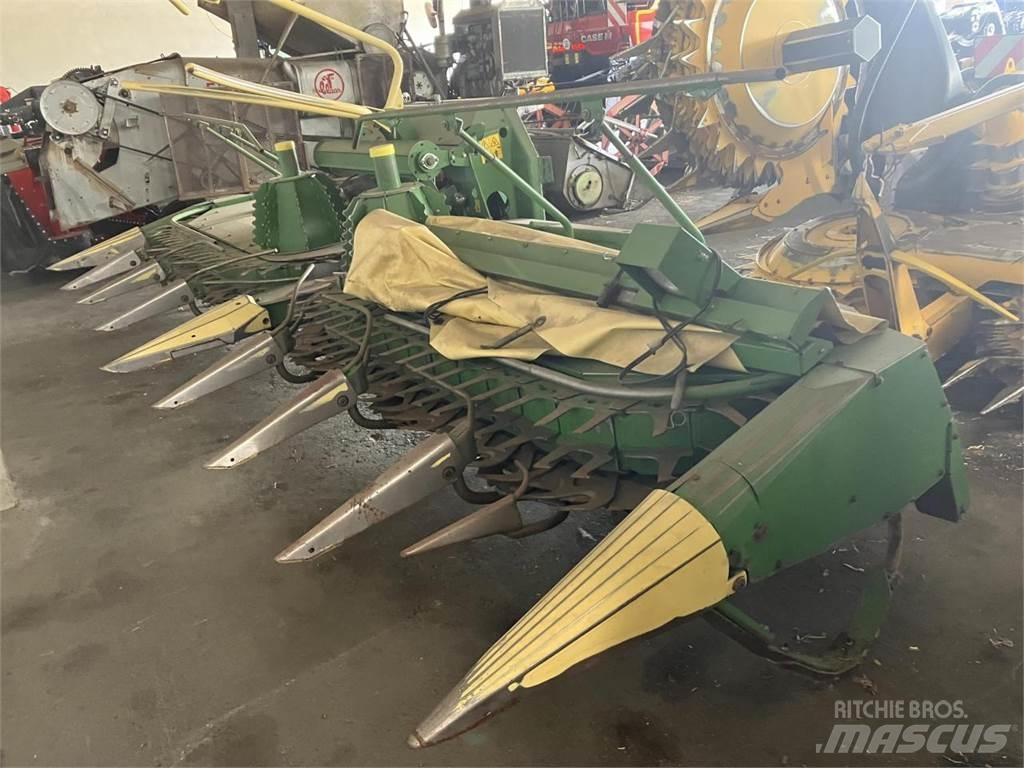 Krone 600 Derliaus nuėmimo kombainų priedai