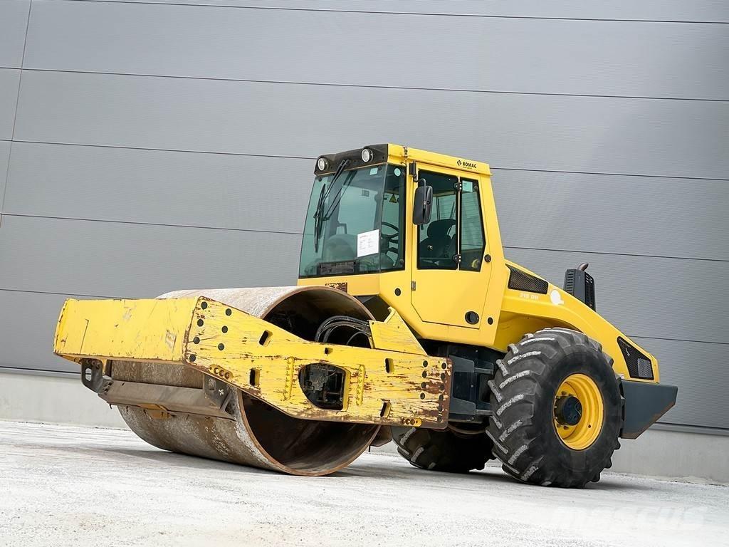 Bomag BW 216 DH-4i Vieno būgno volai